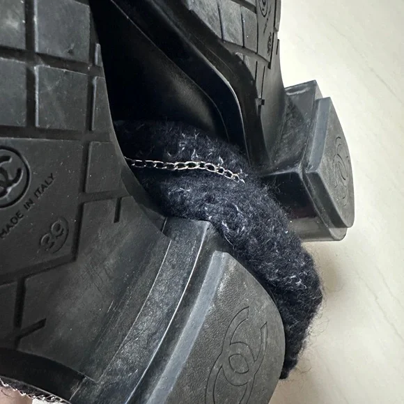 Auth Chanel Black Navy Blue Tweed Boots Socks Boots 39 Women - Picture 15 of 16